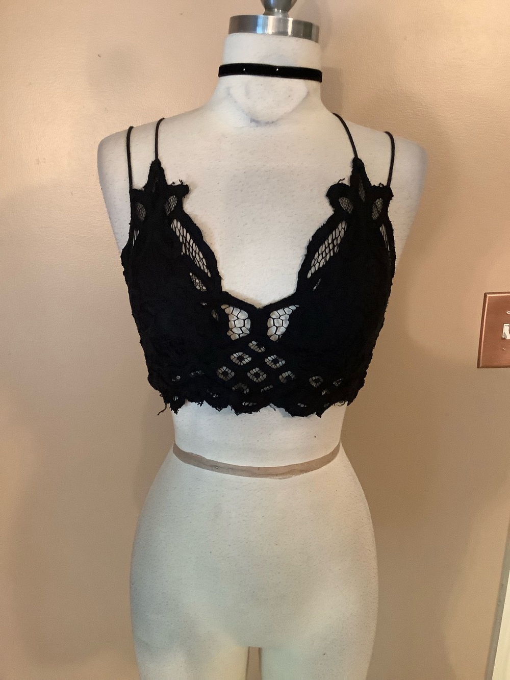 Free People One Adella Black Lace Bralette Spaghetti Strap Crop Top Small 4/6